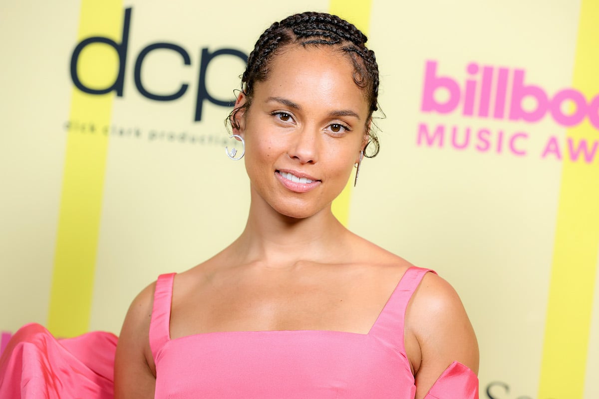 Alicia Keys smiling