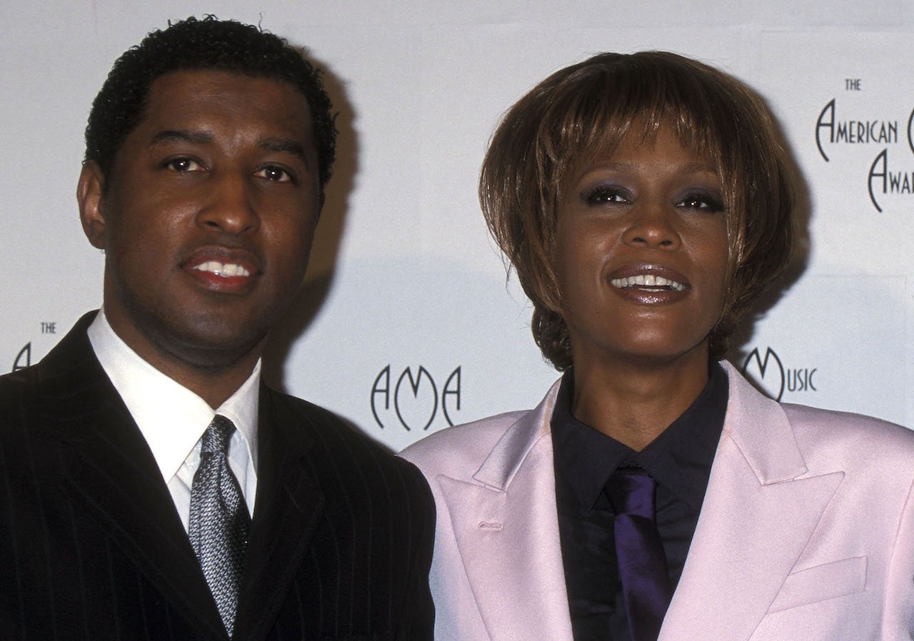 Babyface and Whitney Houston pose at the AMAs; Babyface says Houston was never supposed to sing on the 'Waiting to Exhale' soundtrack