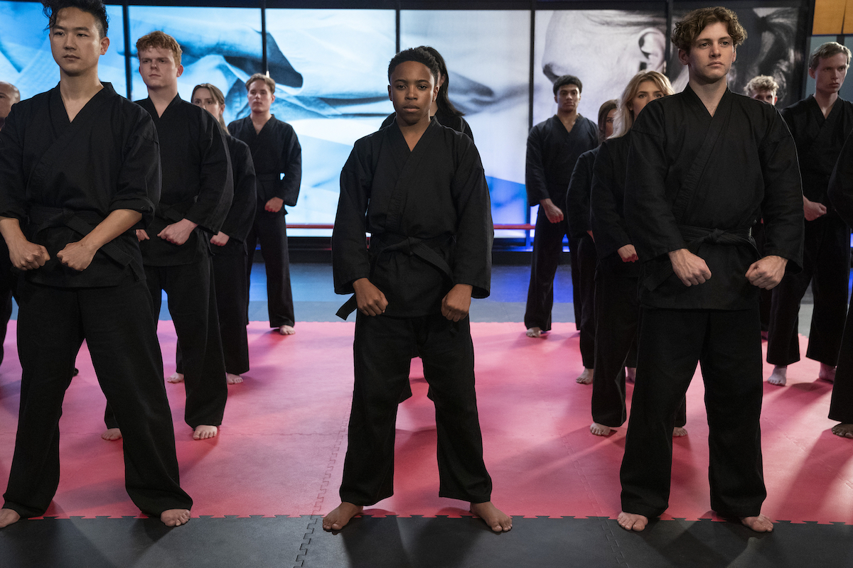  Cobra Kai Season 5 Dallas Dupree Young Listens To This Song As Pump Up Music Before Fight 