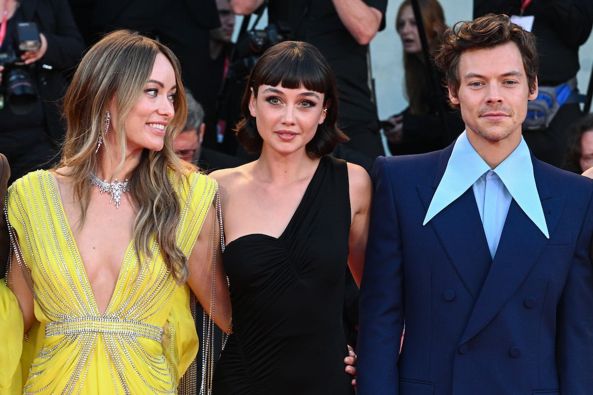 ‘Don’t Worry Darling’: Olivia Wilde Praises Harry Styles’ Subtle Acting in the Dinner Party Scene