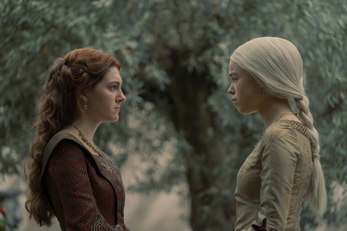 Alicent and Rhaenyra talk outside in House of the Dragon Episode 4.