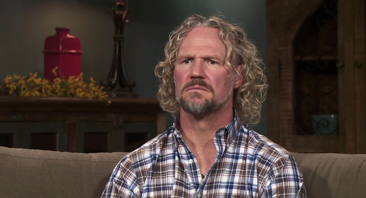 Kody Brown wearing a flannel shirt while in an interview for 'Sister Wives' Season 17 on TLC.