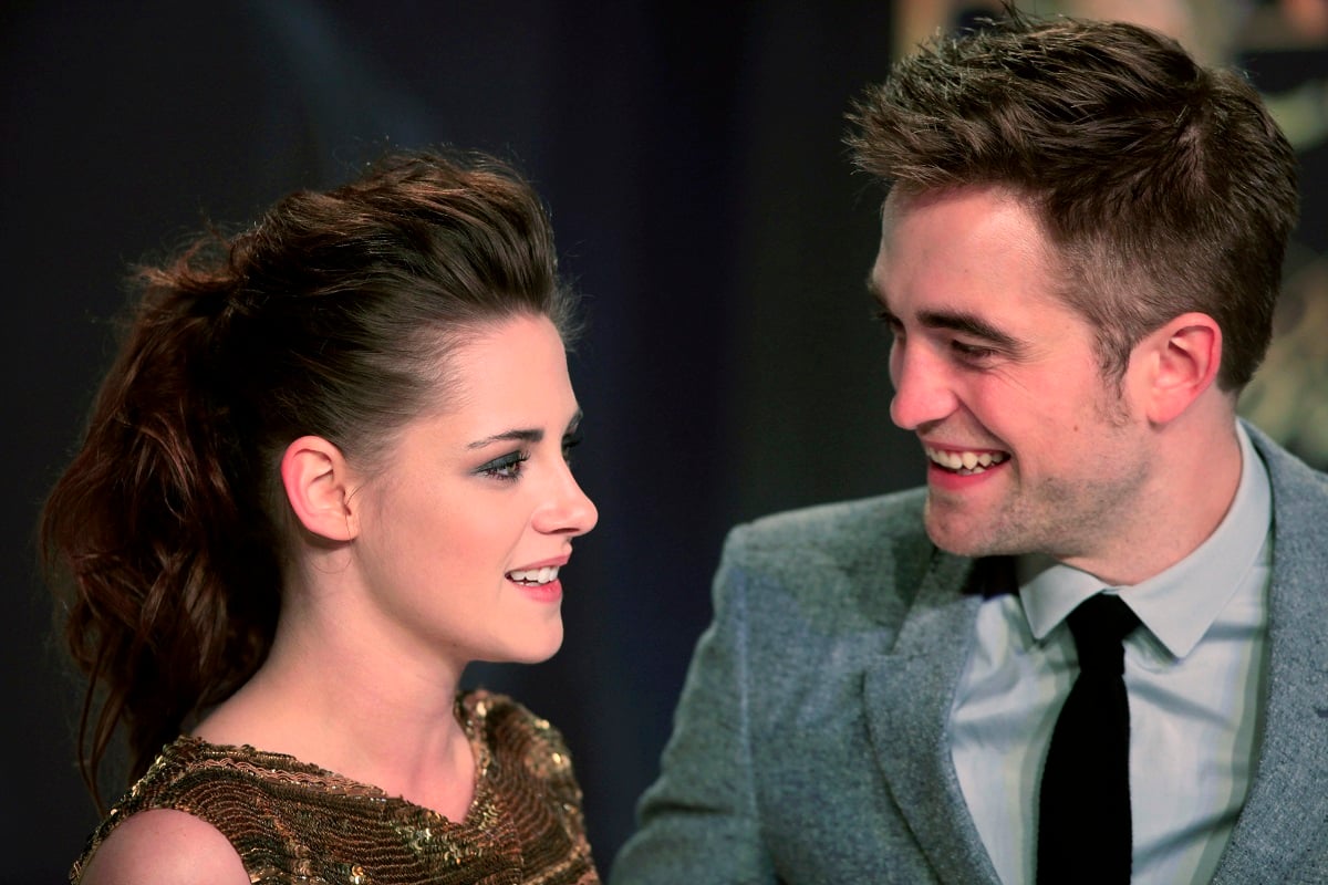 Robert Pattinson and Kristen Stewart at a 'Breaking Dawn' premiere.