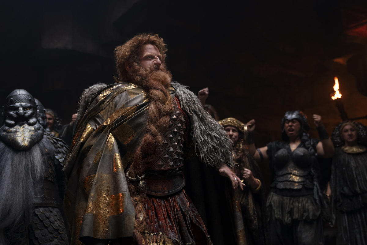 'Lord of the Rings: The Rings of Power' Durin (Owain Arthur) stands in front of fellow dwarves