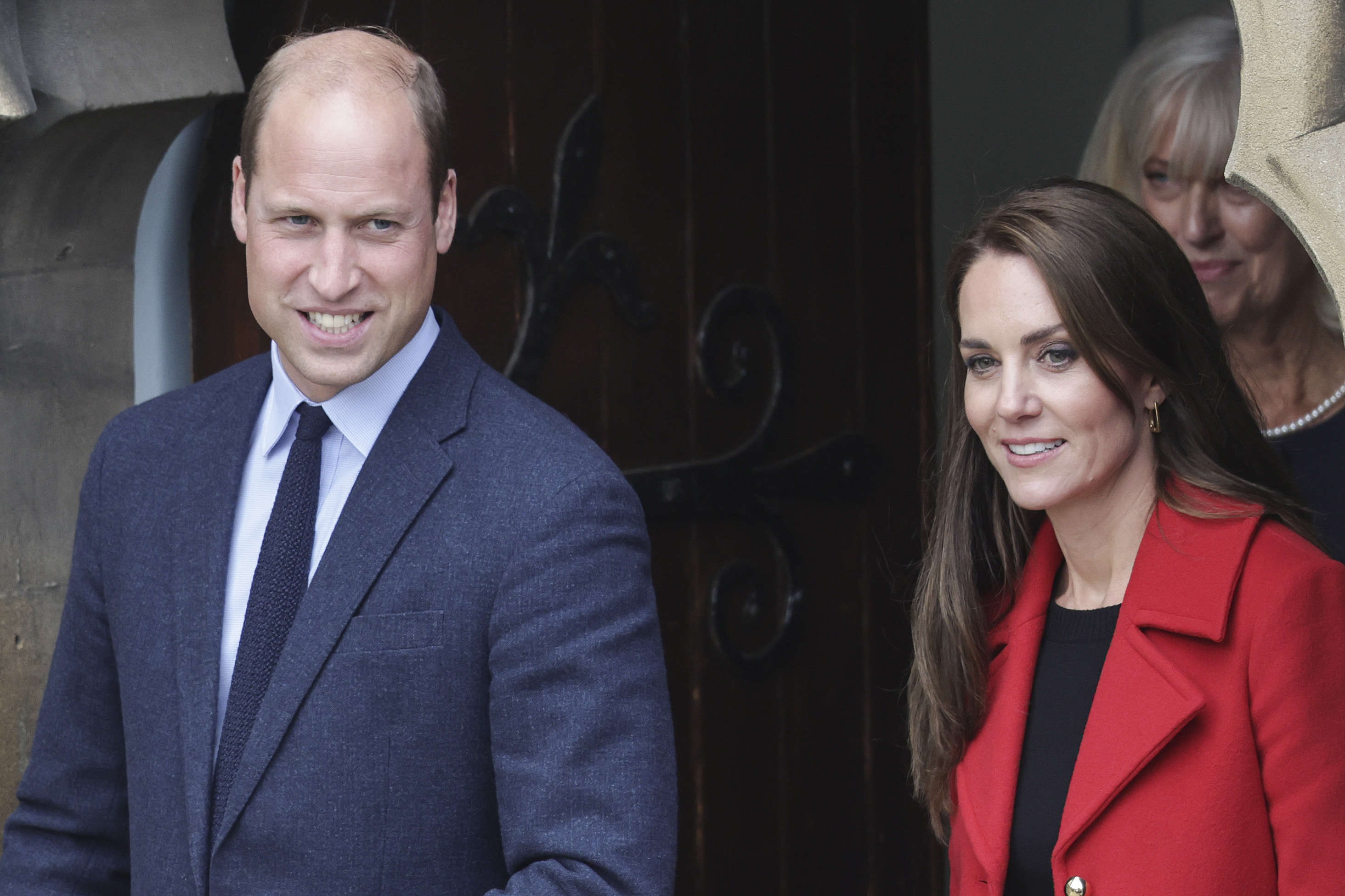 Prince William, who, according to an author, is known to have a temper similar to King Charles, stands by Kate Middleton. 