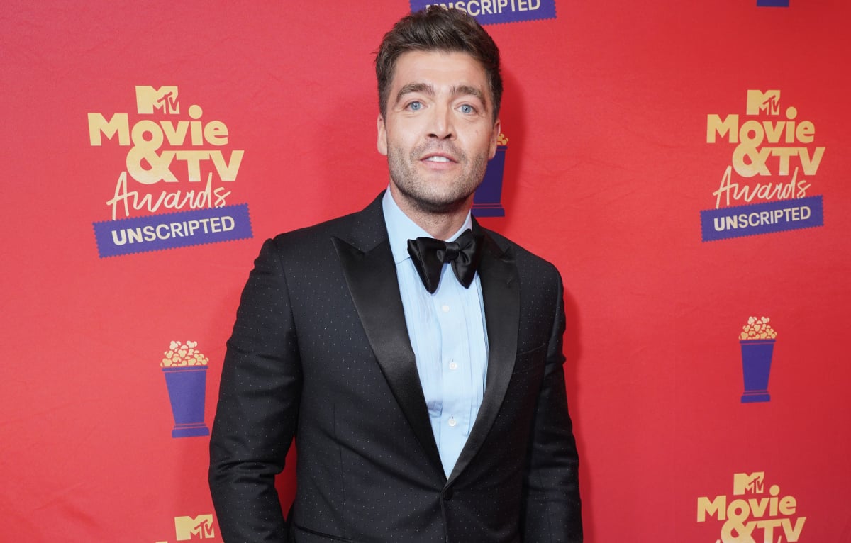 Challenge star CT Tamburello rocks a tuxedo and sneakers as he attends the 2022 MTV Movie & TV Awards: UNSCRIPTED at the Barker Hangar in Santa Monica, California