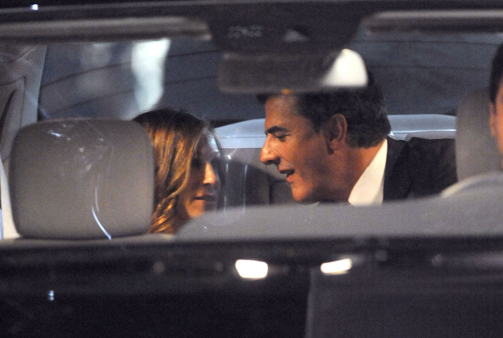 Sarah Jessica Parker and Chris Noth talk in a car on 'Sex and the City 2'