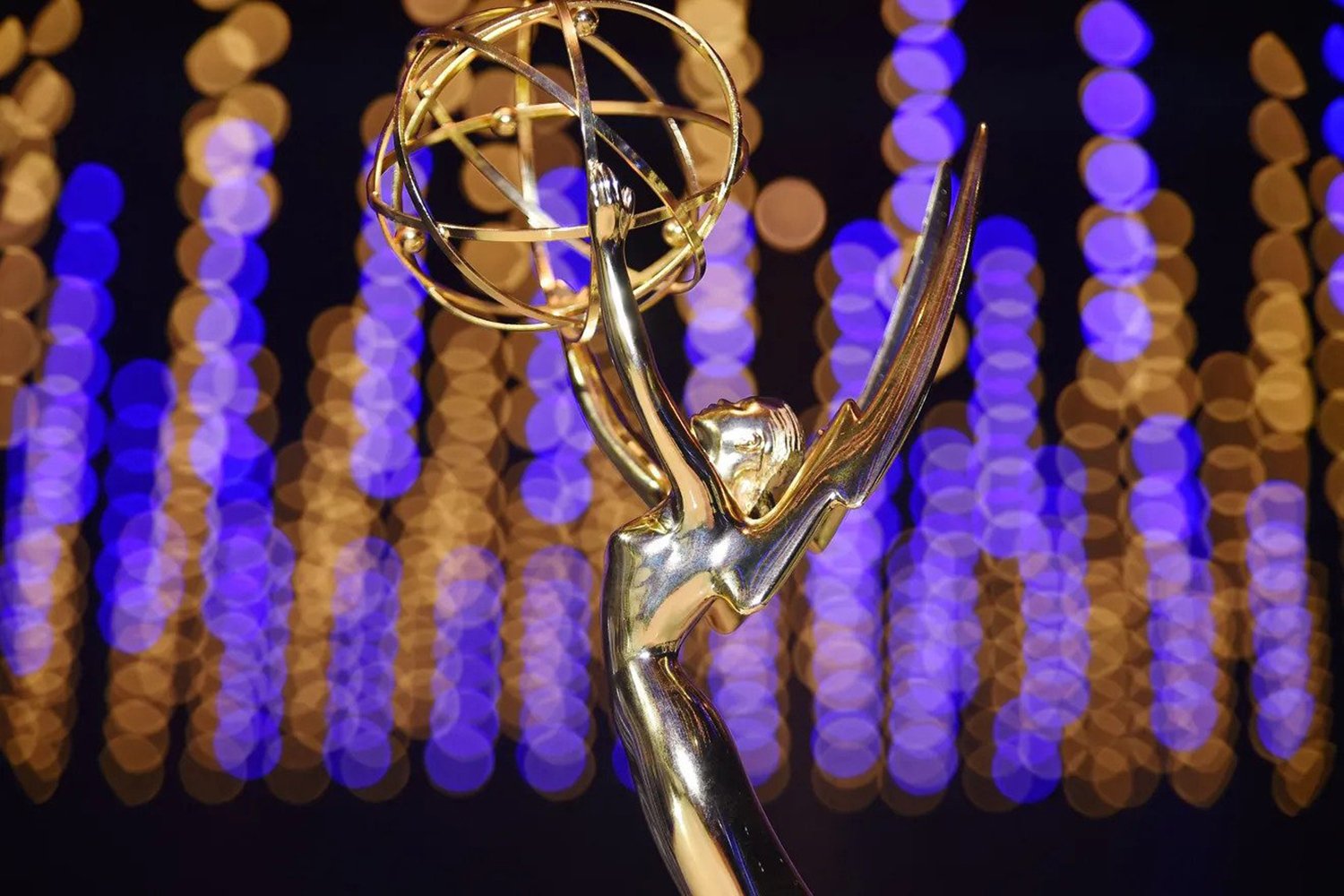 An Emmys statue to represent an article about the Emmys 2022 date, time, and how to watch