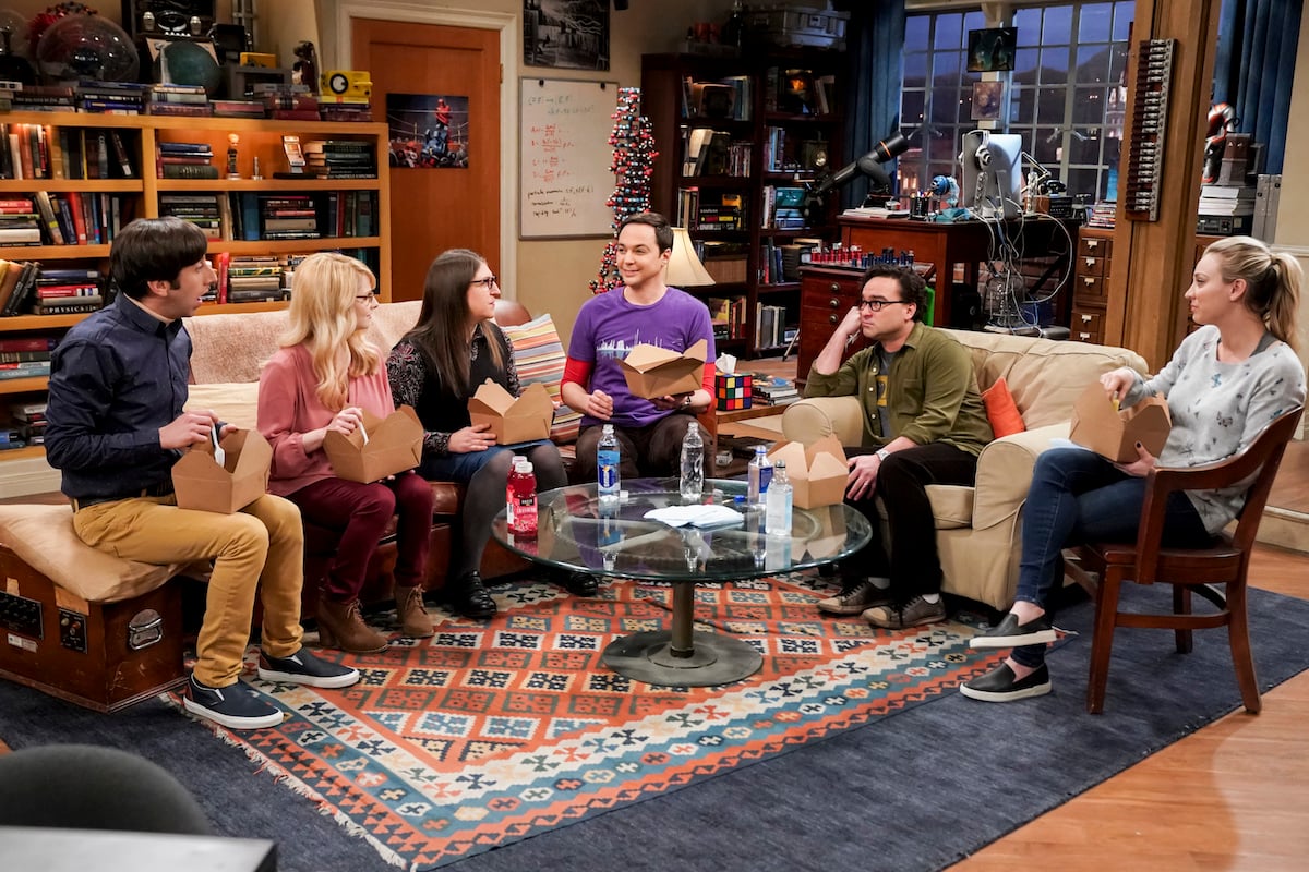 'Big Bang Theory' cast sits on the couch eating takeout