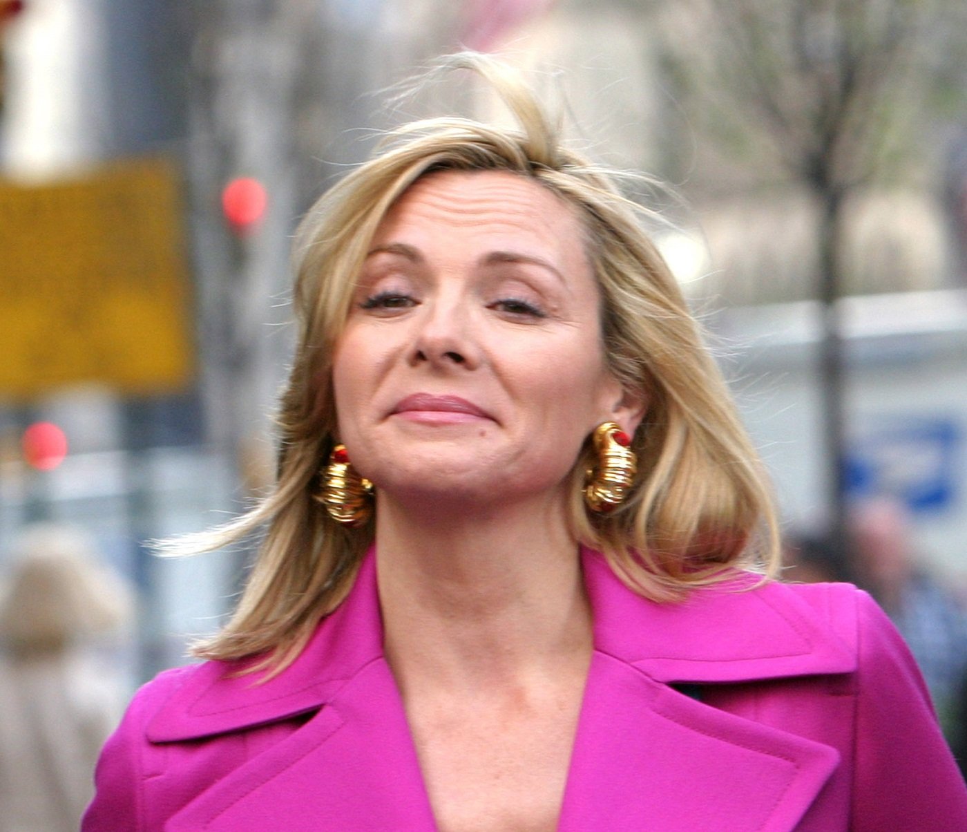 Kim Cattrall as Samantha Jones is seen on Location during the filming of season 4 of 'Sex and the City'