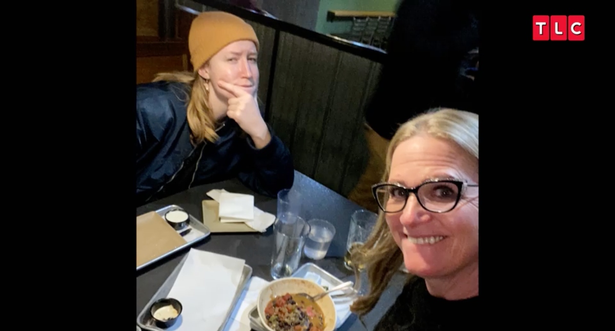 Gwendlyn Brown and her mom Christine Brown have a meal together in a restaurant as seen on 'Sister wives' Season 17 on TLC.