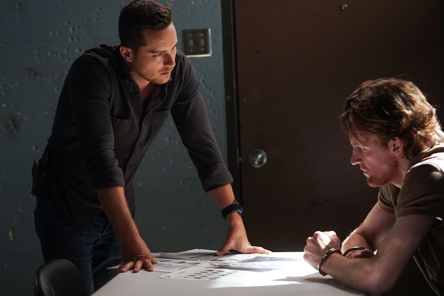 Jesse Lee Soffer as Jay Halstead in interrogating someone in 'Chicago P.D.' Season 10