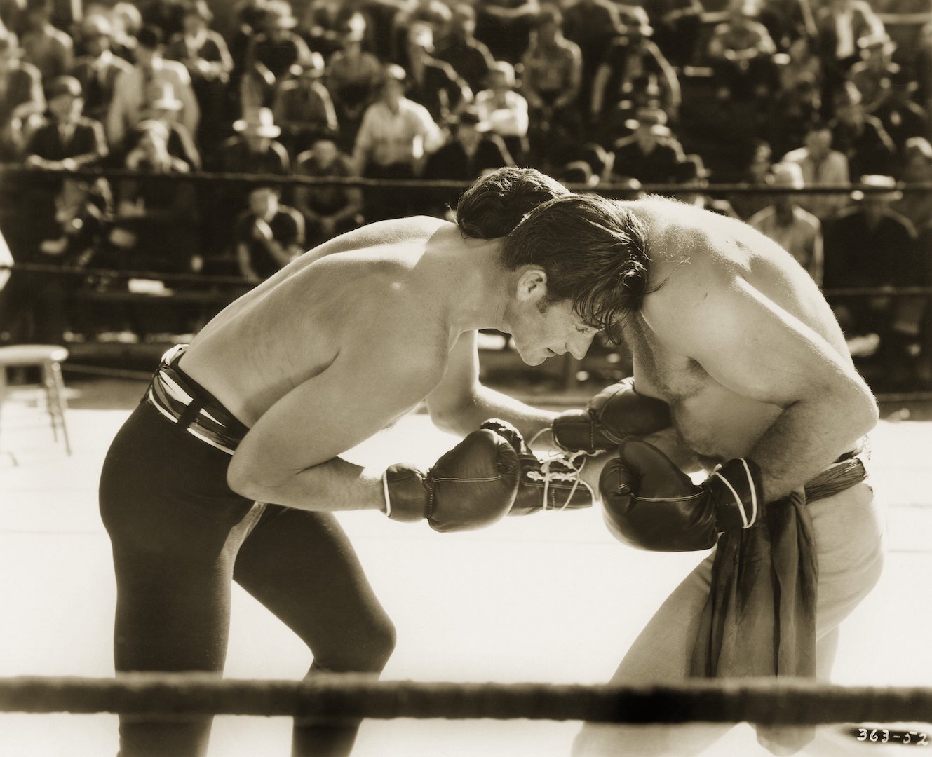 John Wayne and 'Wagon Train' actor Ward Bond going head to head in a boxing scene