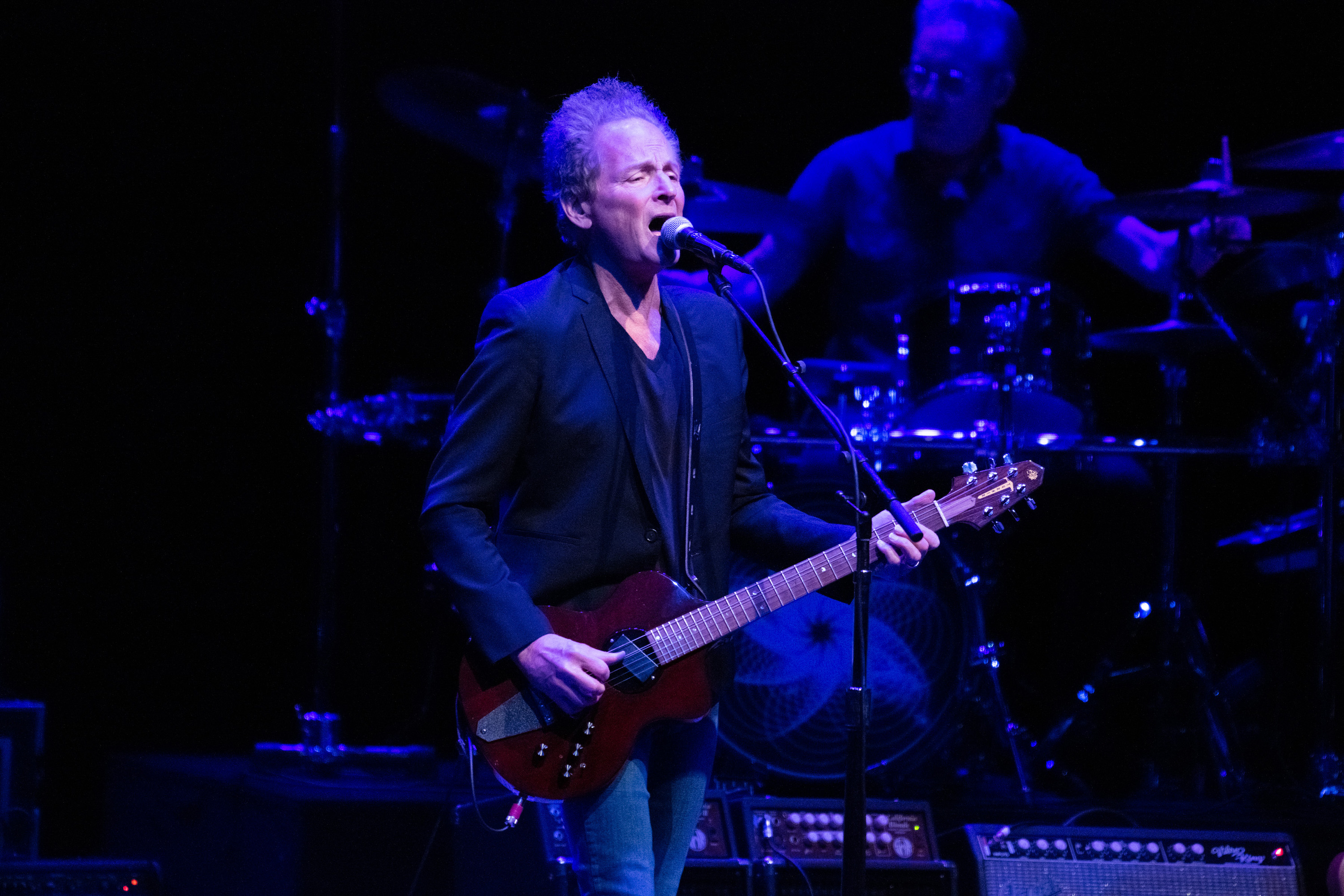 Lindsey Buckingham's ExGirlfriend Described the Fleetwood Mac Member