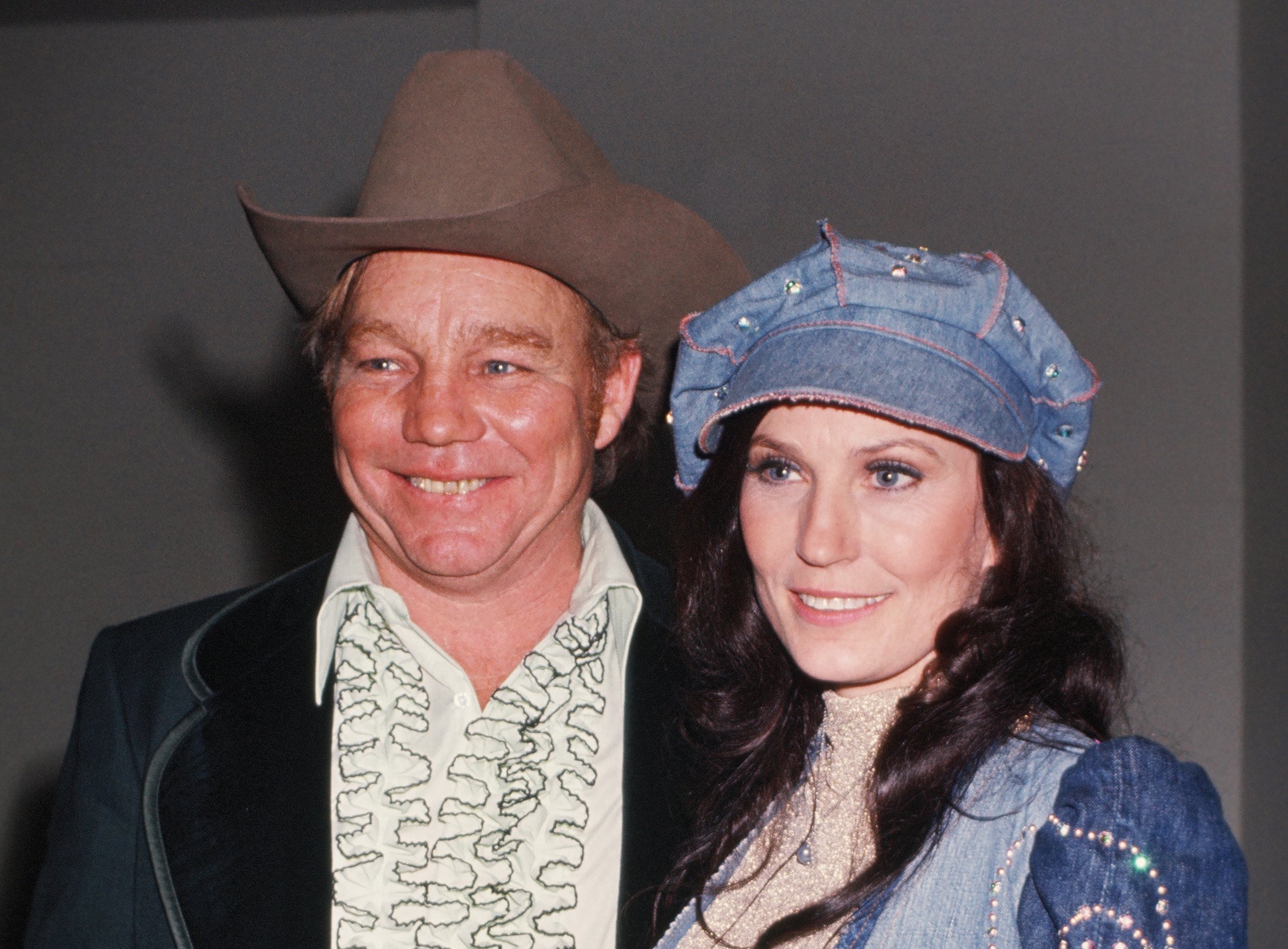 Oliver and Loretta Lynn circa 1976. Lynn portrayed her husband as a cheater in some of her songs.