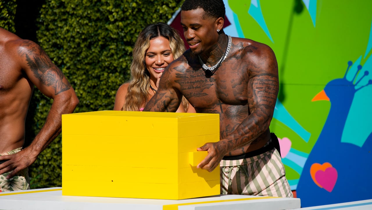 Jeff Christian and Nadjha Day during an episode of 'Love Island USA' Season 4