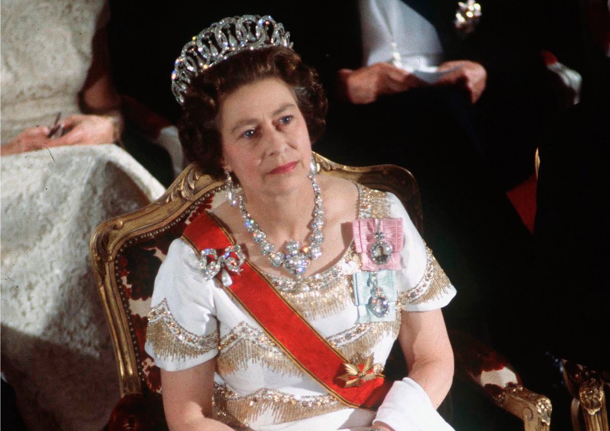 Queen Elizabeth II During An Official Overseas Tour Of Germany 22-26 May 1978 . The Queen Is Wearing The Grand Duchess Of Vladimir Of Russia Tiara, A Diamond And Pearl Necklace That Had Been A Gift To Queen Victoria On Her Golden Jubilee And A Brooch That Had Been A Wedding Gift To Queen Mary