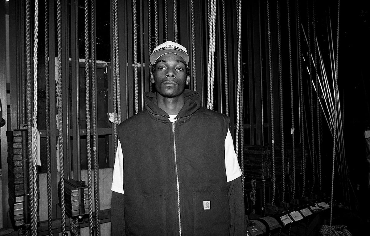 Rapper Snoop Dogg poses for photos backstage at the Regal Theater in Chicago in 1993