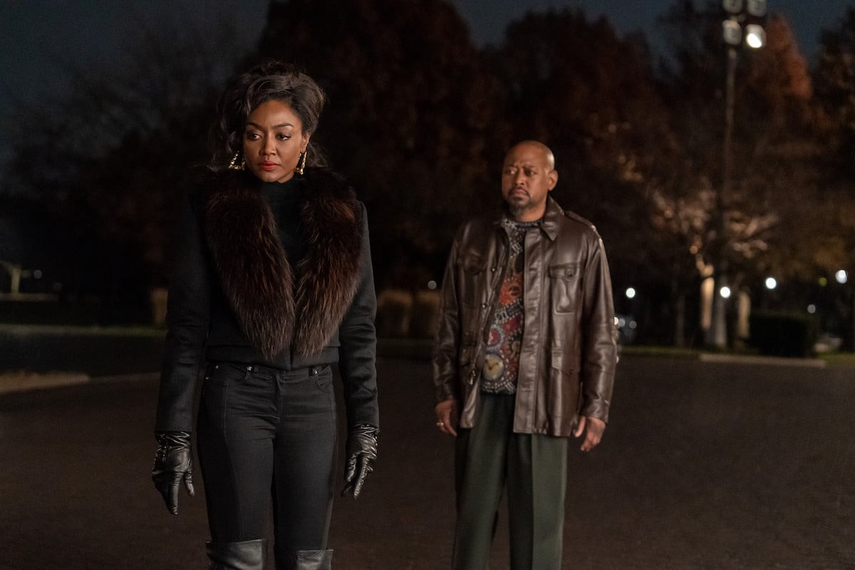 Patina Miller as Raq Thomas and Omar Epps as Malcolm Howard having a conversation in the dark in 'Power Book III: Raising Kanan'