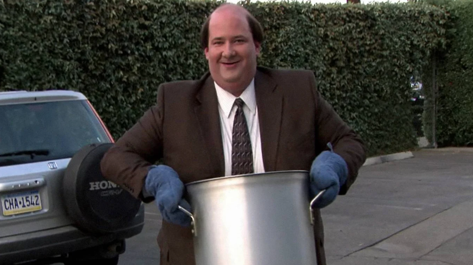 Kevin Malone (Brian Baumgartner) brings his famous chili in for his co-workers in season 5 of 'The Office'