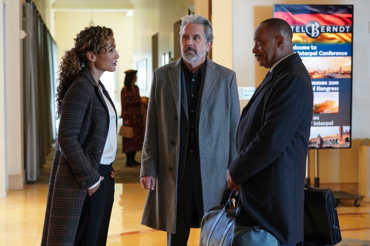 Marem Hassler as Lena Paulsen, Gary Cole as FBI Special Agent Alden Parker, and Rocky Carroll as NCIS Director Leon Vance on NCIS.