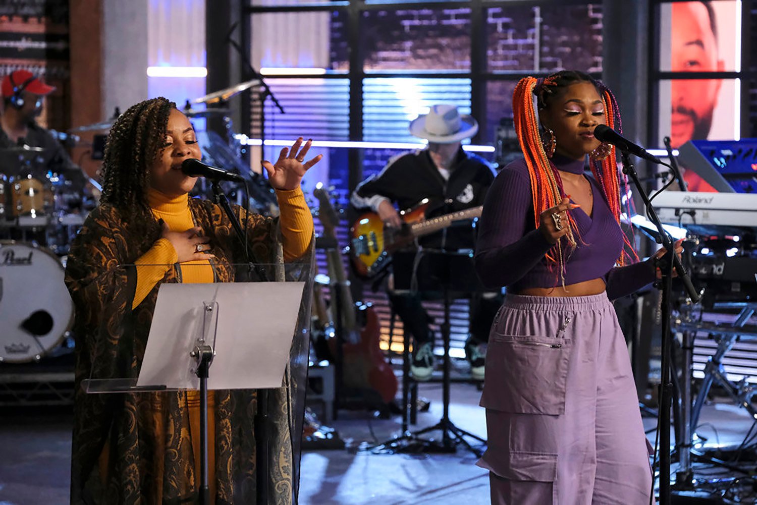 Valerie Harding and Dia Malai on The Voice Season 22 Episode 8