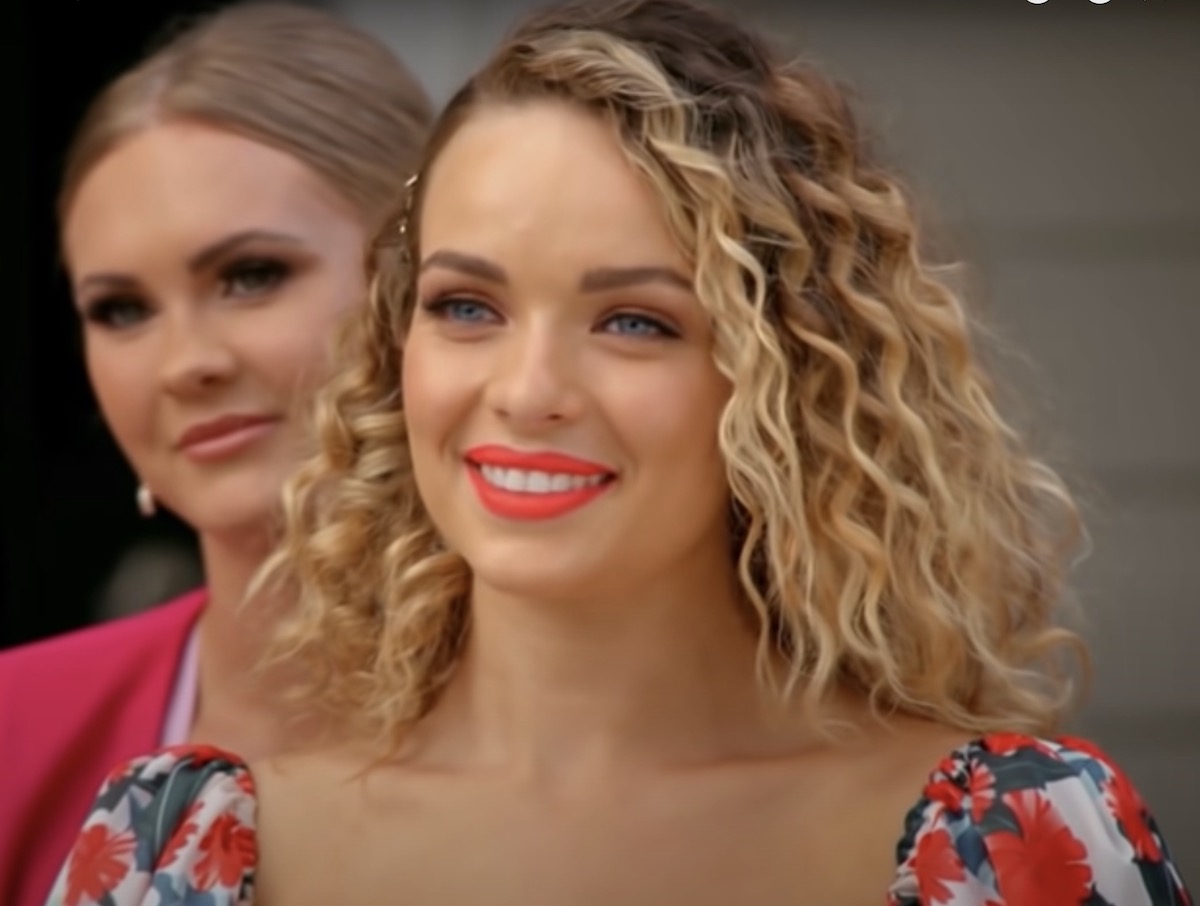 'Bachelor in Paradise' Producers Interrupt Couples In the Boom Boom