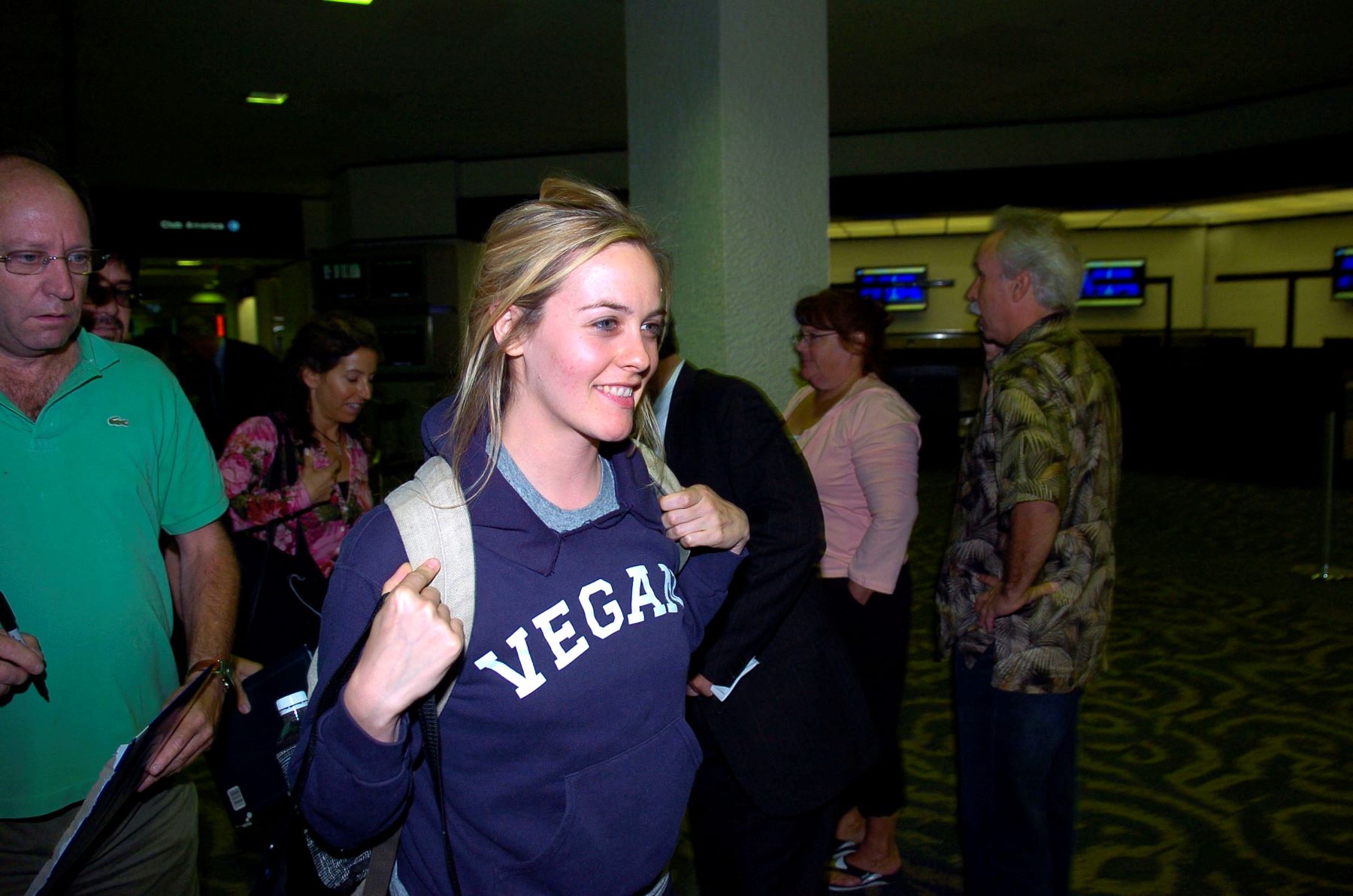 Alicia Silverstone arriving at the Miami International Airpor in 2005