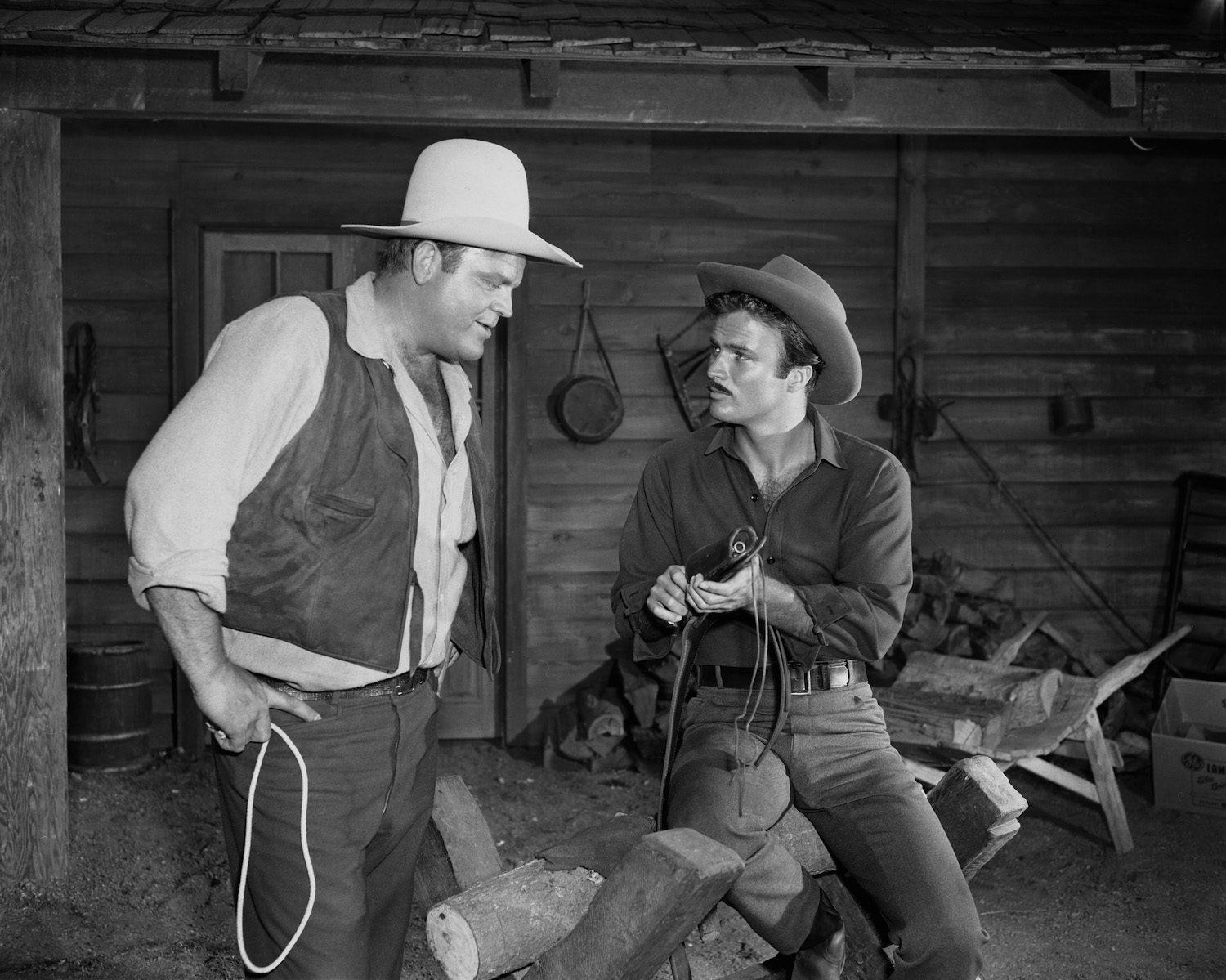 Dan Blocker as Eric 'Hoss' Cartwright and Barry Coe as Clay Stafford in 'Bonanza'