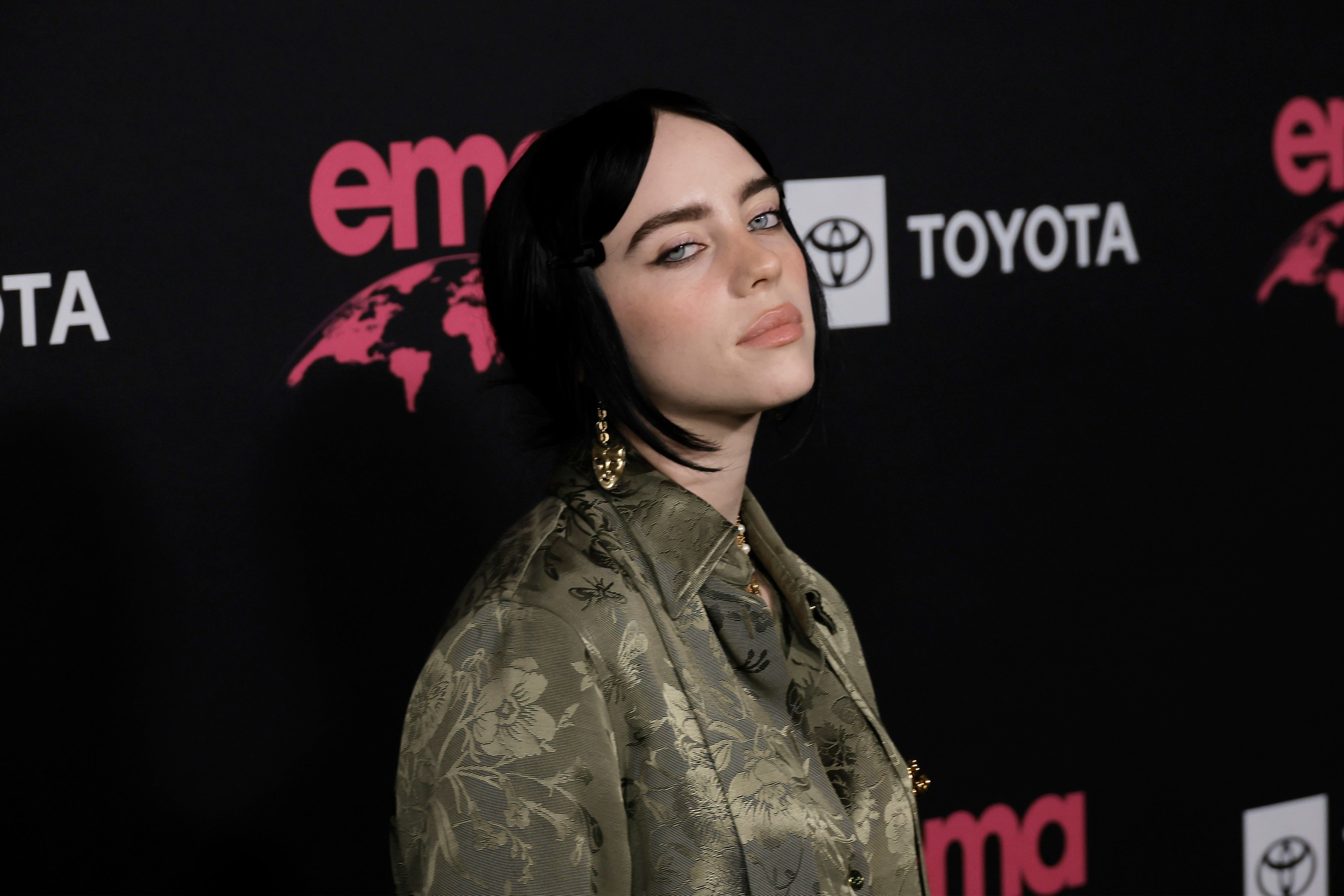 Billie Eilish attends the Environmental Media Association awards Gala in Los Angeles, California