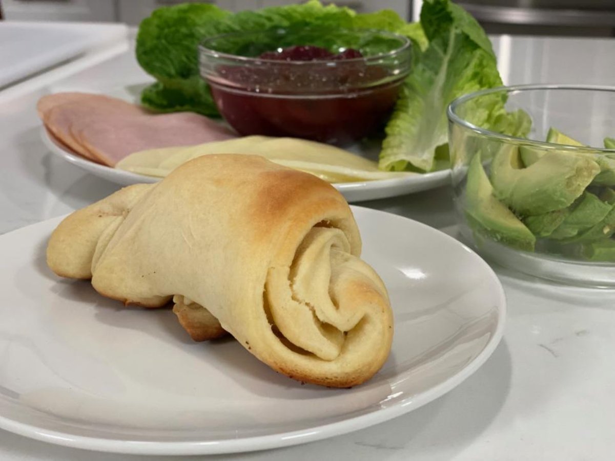 Christine Brown's year-round Thanksgiving rolls prepared by her on her show 'Cooking with Just Christine' on TLC.