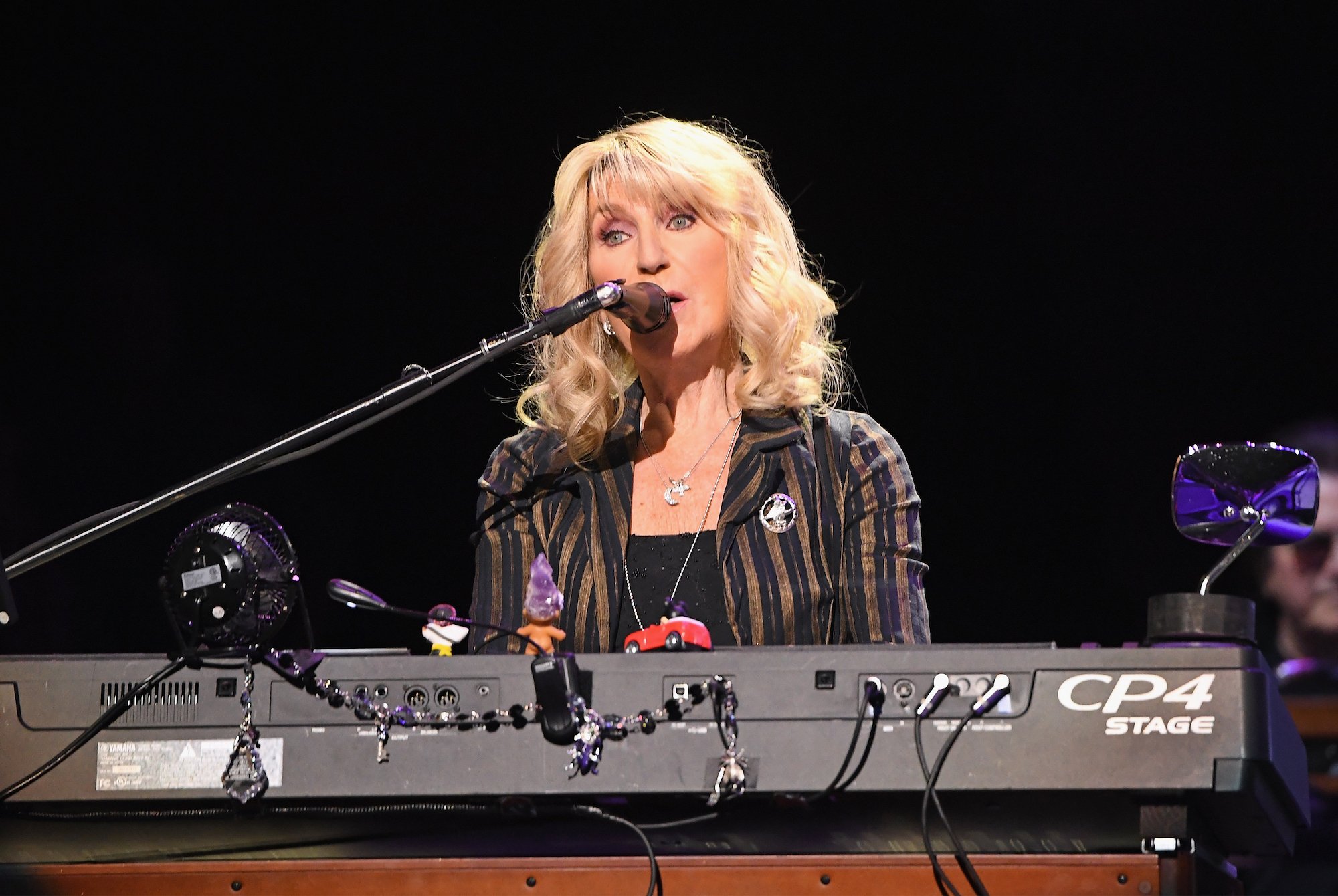 Christine McVie of Fleetwood Mac perform onstage during Fleetwood Mac In Concert at Madison Square Garden
