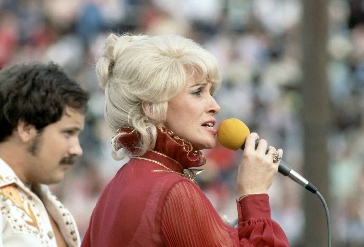 Famed country Western singer Tammy Wynette performs in 1978