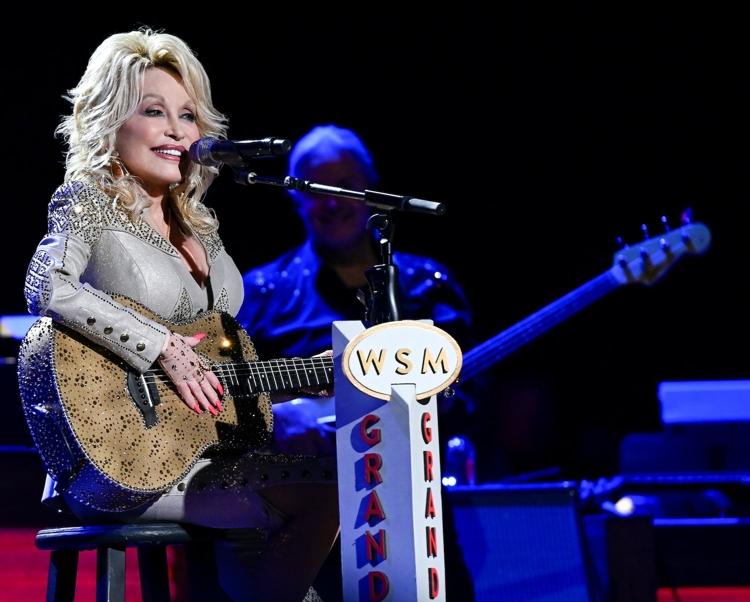 Dolly Parton performs at 50 years at The Opry