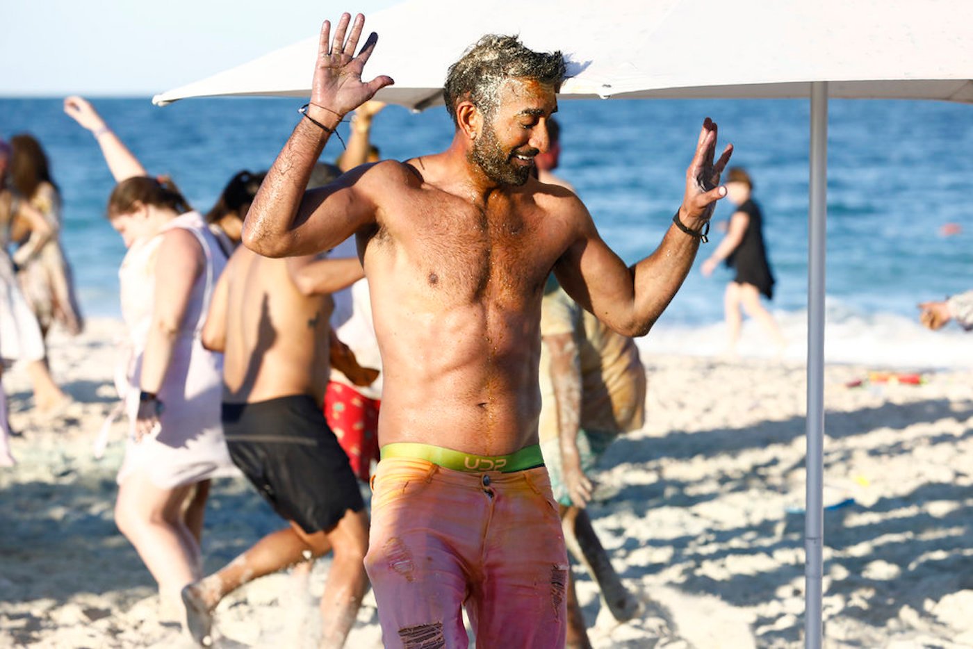 Vishal Parvani from 'Family Karma' dances on the beach with sand in his hair