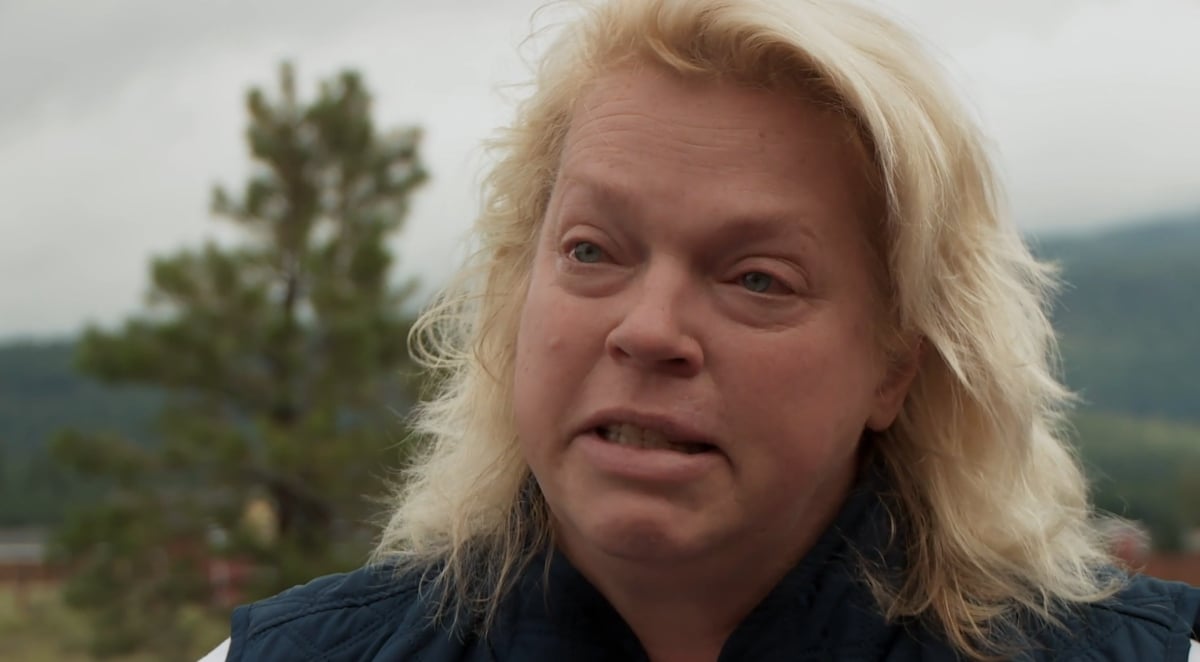 Janelle Brown crying on 'Sister Wives' Season 17 on TLC.