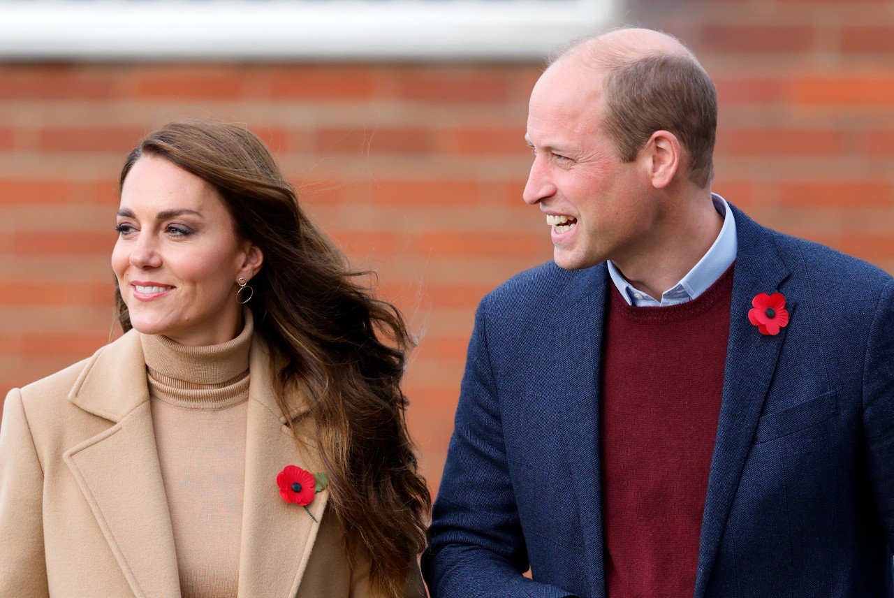 Kate Middleton and Prince William stand side-by-side in Scarborough.