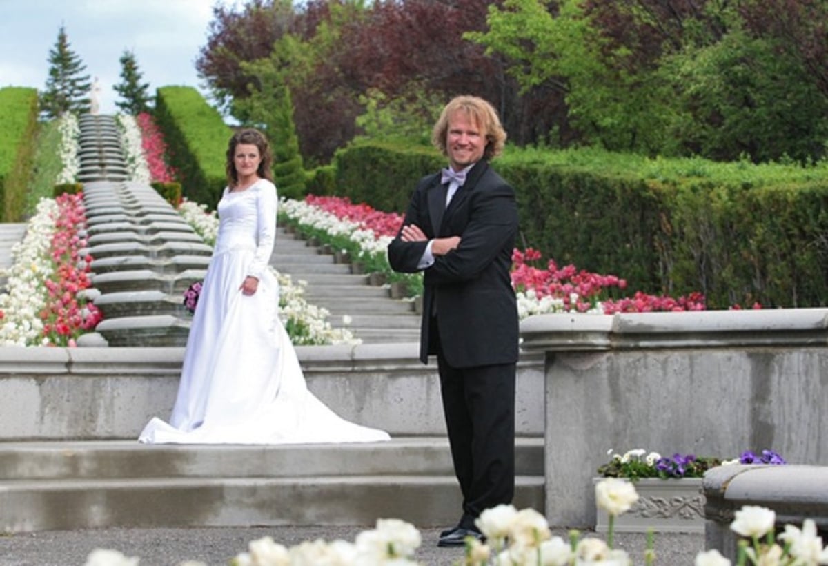 Kody Brown and Robyn Brown on their wedding day as shown on 'Sister Wives' Season 1 on TLC.