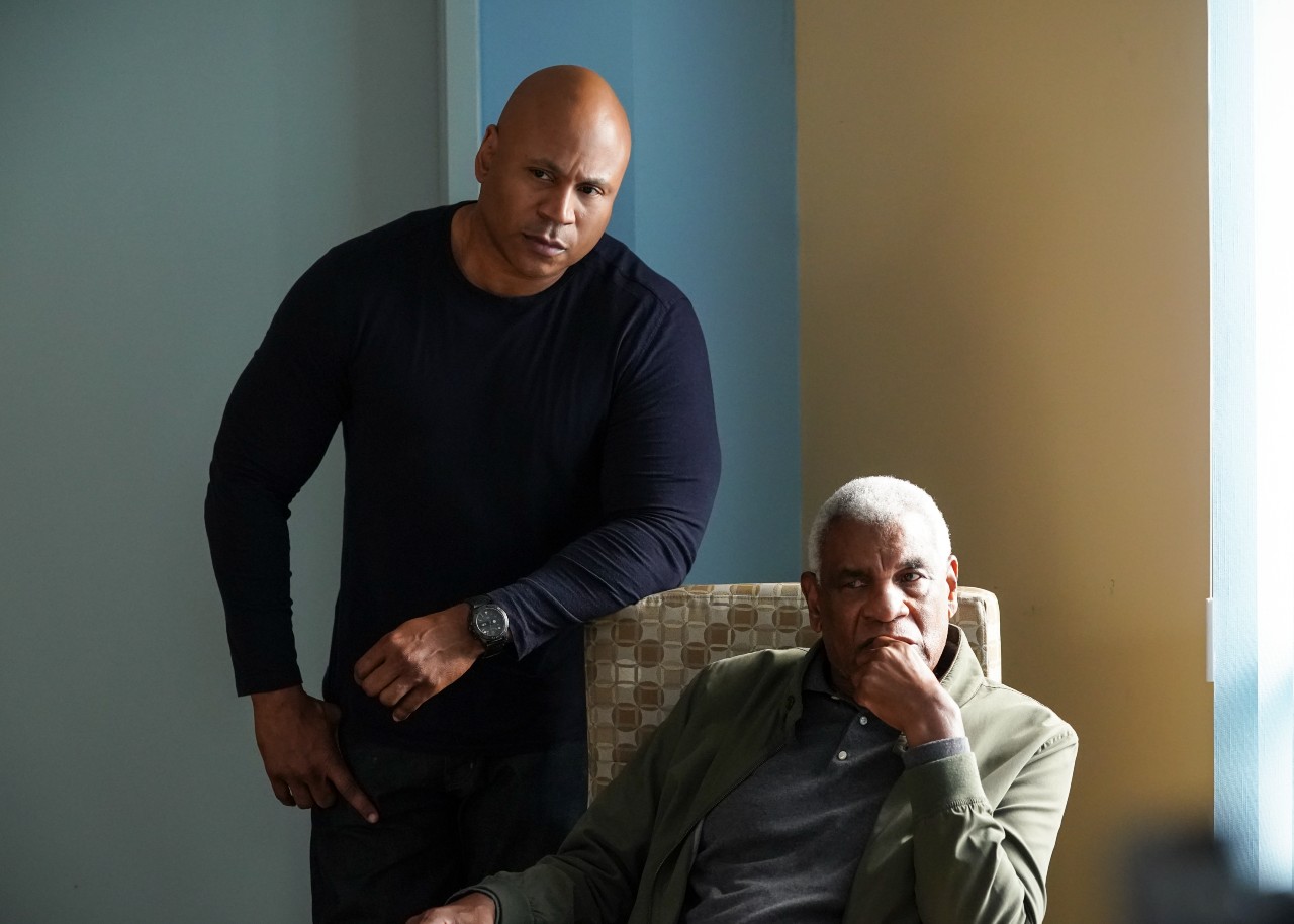 LL Cool J as Sam Hanna and Richard Gant as Raymond Hanna on NCIS: Los Angeles.