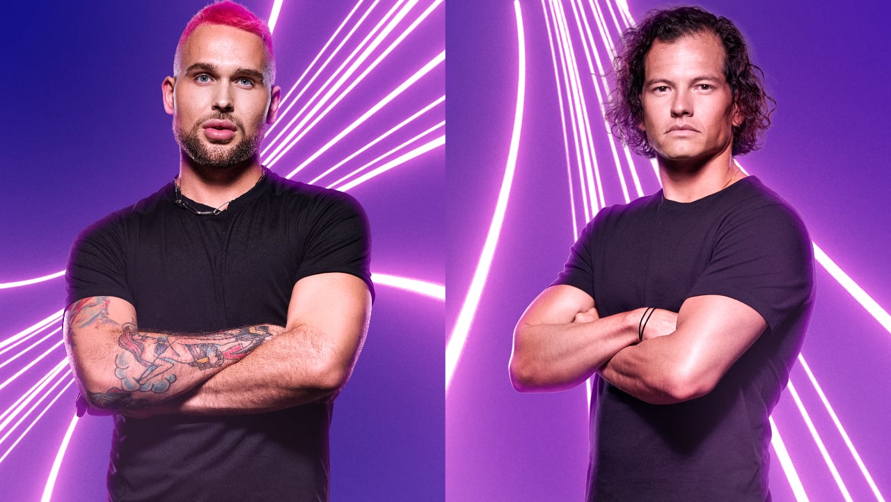 Jakk Maddox and Jay Starrett posing for 'The Challenge 38' cast photo