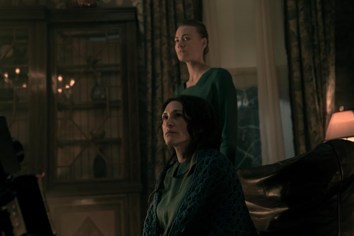 In The Handmaid's Tale, Eleanor sits in front of Serena.