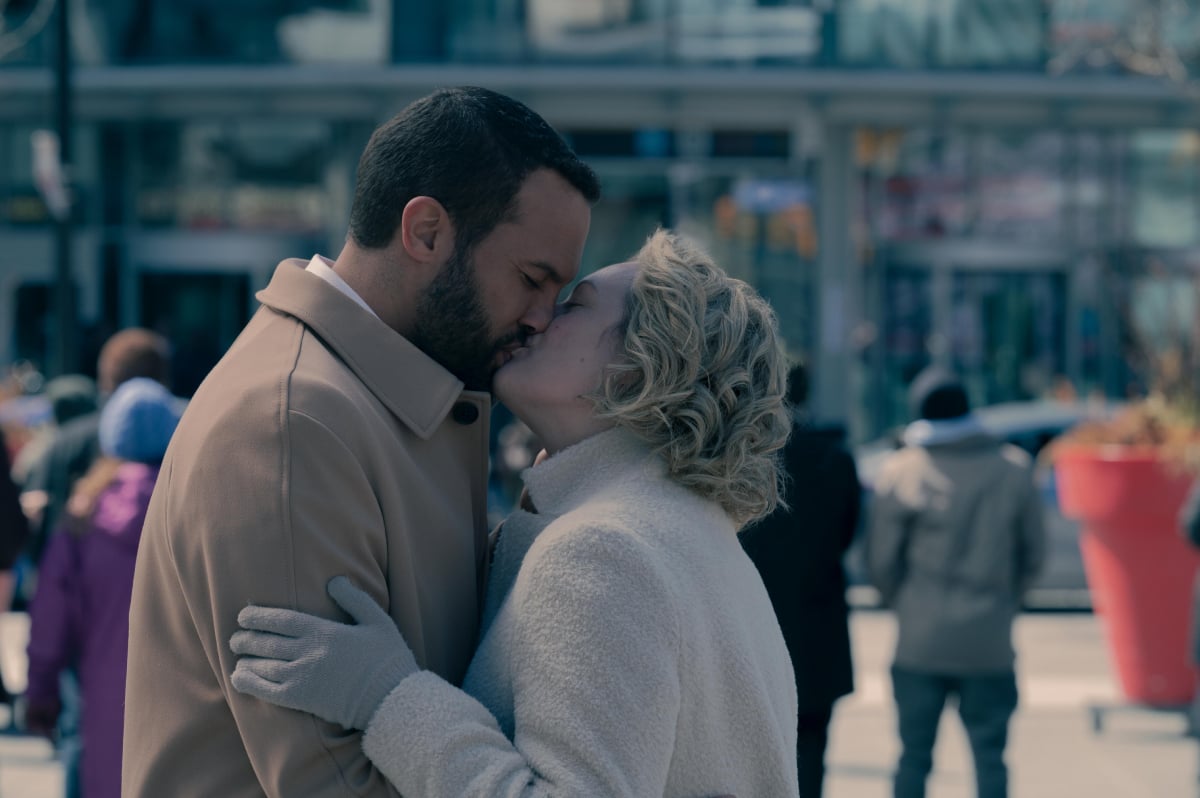 In The Handmaid's Tale Season 5, June and Luke kiss in Toronto.