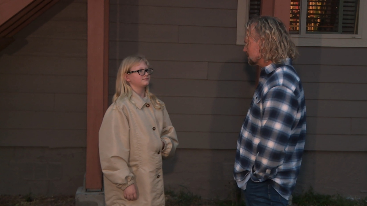 Truely Grace Brown standing and talking to her father, Kody Brown outside on 'Sister Wives' Season 17 on TLC.