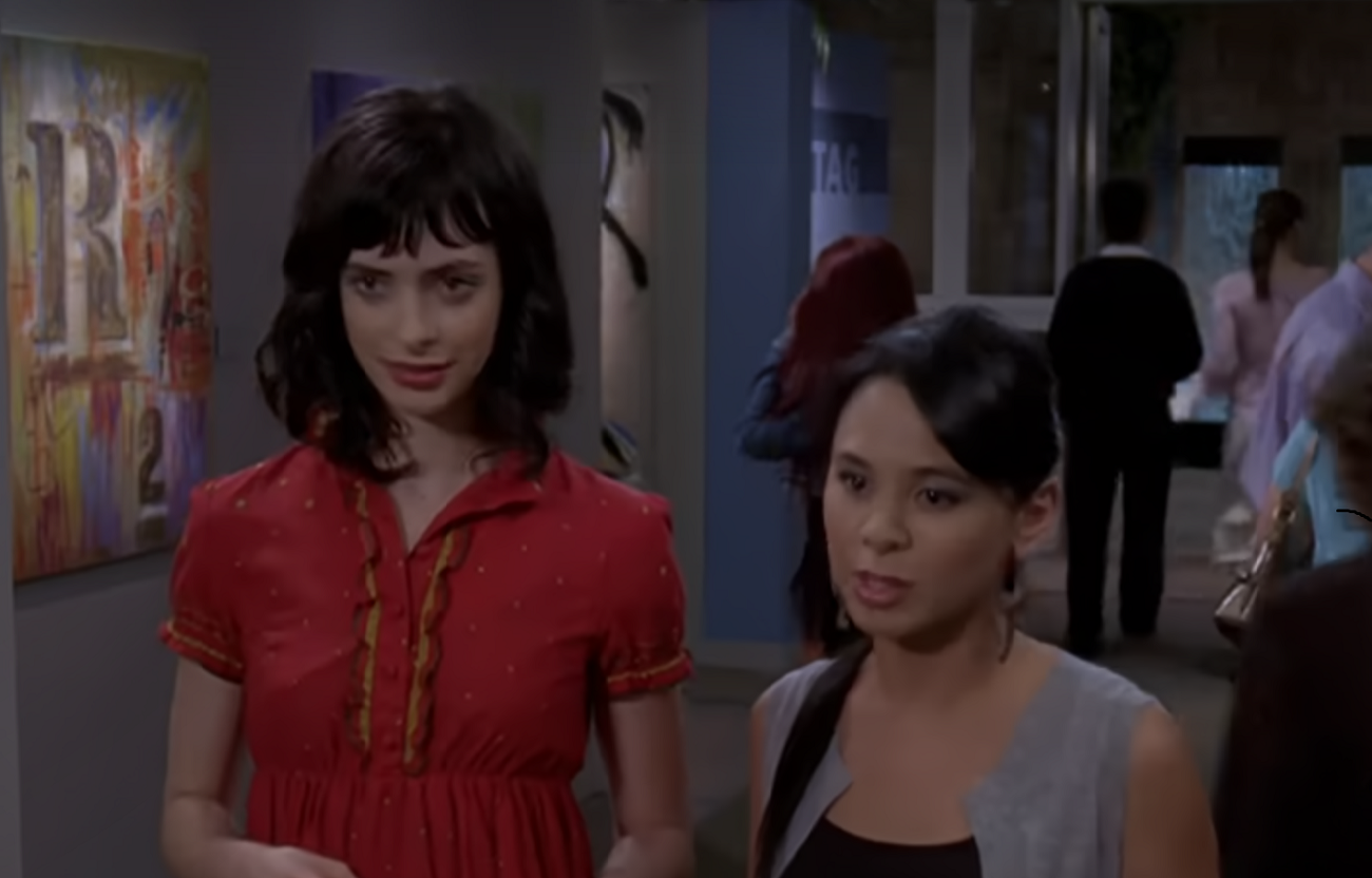 Olivia and Lucy, Rory Gilmore's Yale friends, in season 7 of 'Gilmore Girls