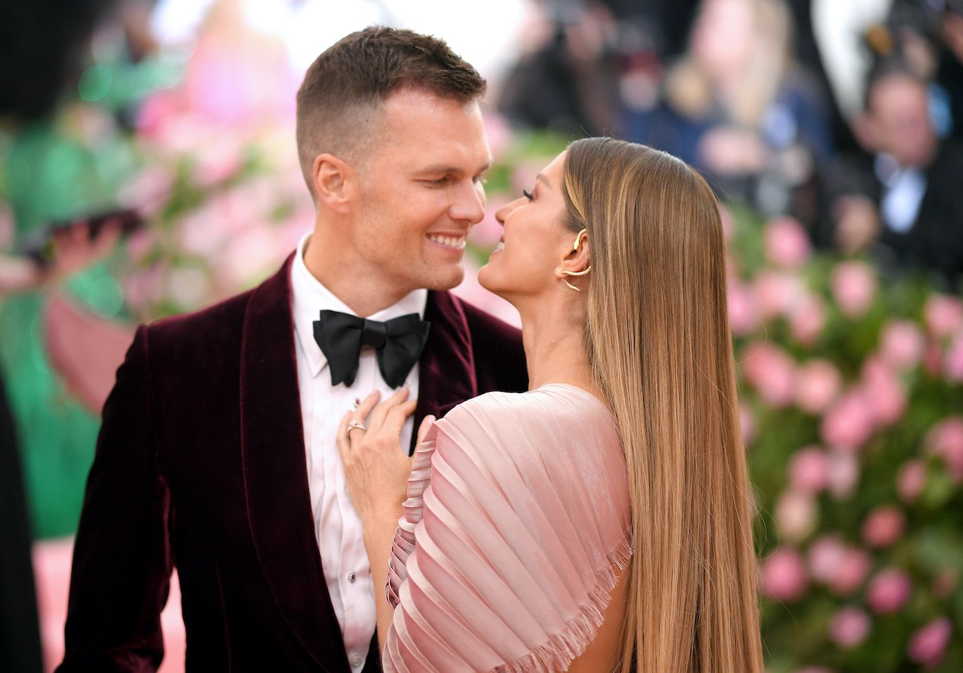 Tom Brady and Gisele Bundchen gaze into each other's eyes at the 2019 Met Gala