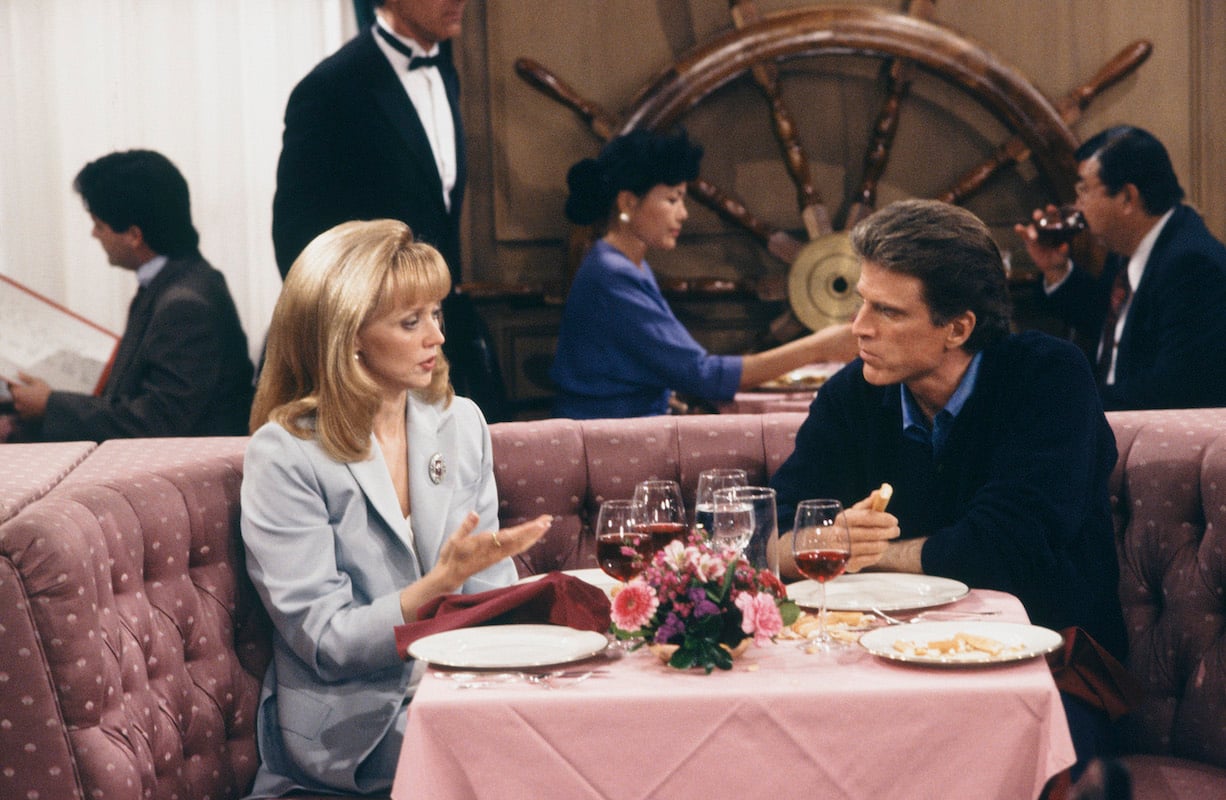 'Cheers' finale: Shelley Long returns as Diane to sit at a dinner table with Ted Danson as Sam Malone