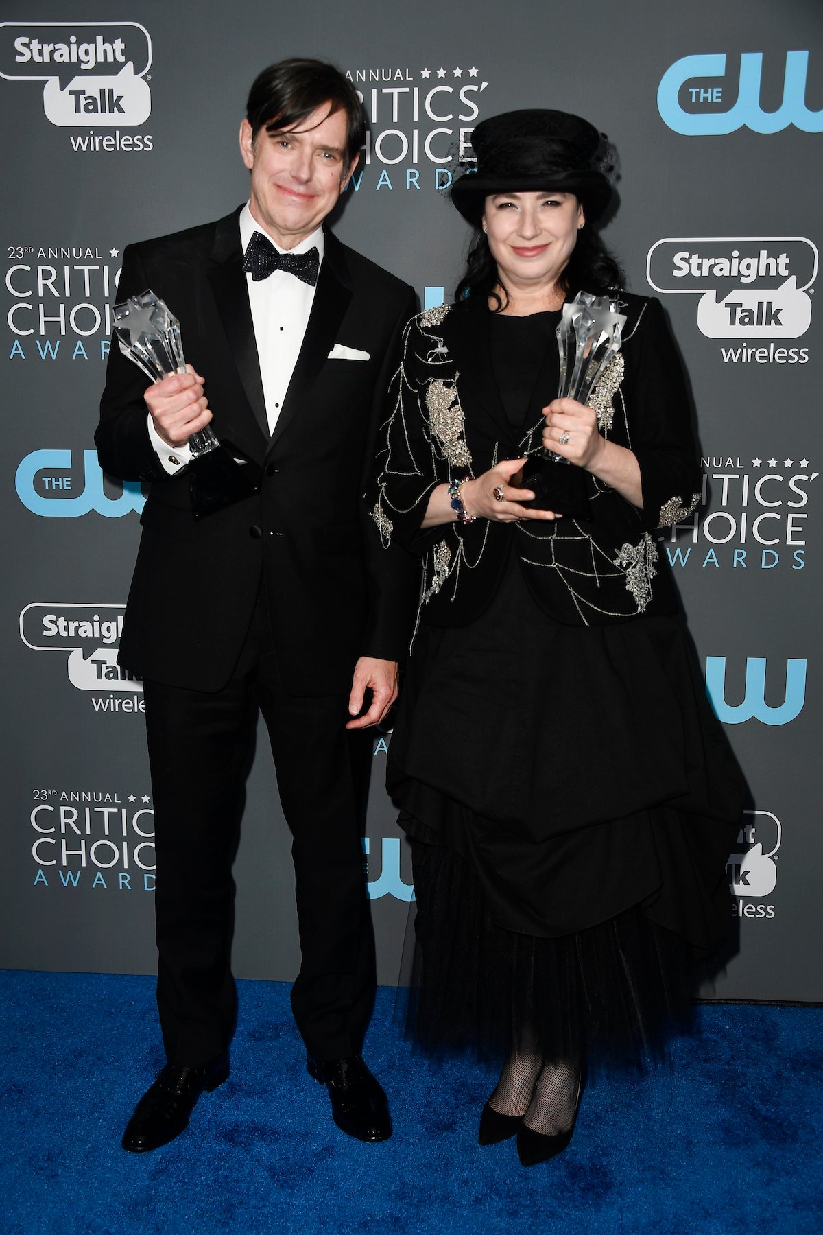 'Gilmore Girls' EPs Dan Palladino and Amy Sherman-Palladino hold their Critics Choice Awards
