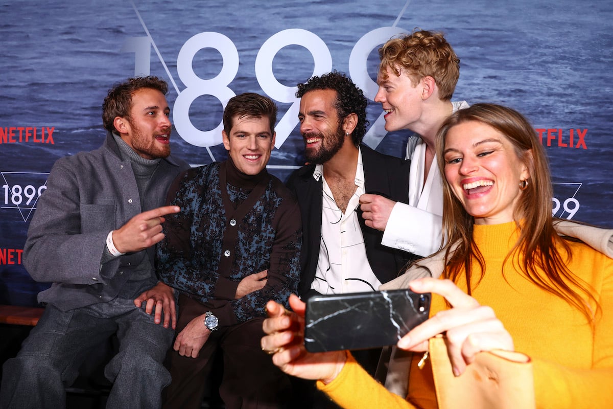 Jonas Bloquet, Miguel Bernardeau, Jose Pimentao, Lucas Lynggaard and Alexandra Gottschlich laugh at the screening of the Netflix series "1899"