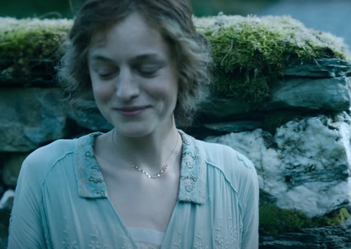Emma Corrin films a scene for Netflix Lady Chatterley's Lover