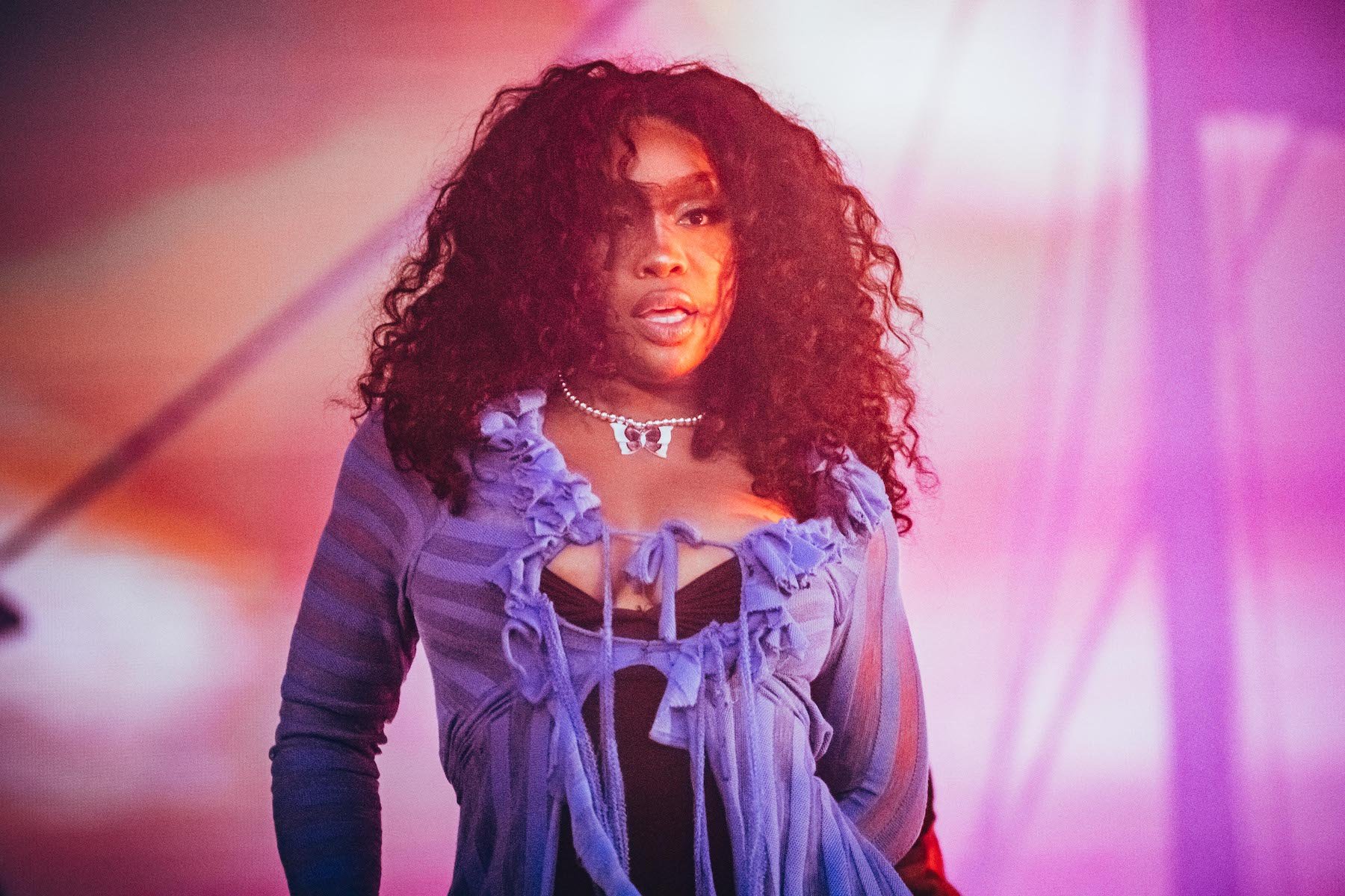 SNL musical guest SZA, who once dated Drake, on stage